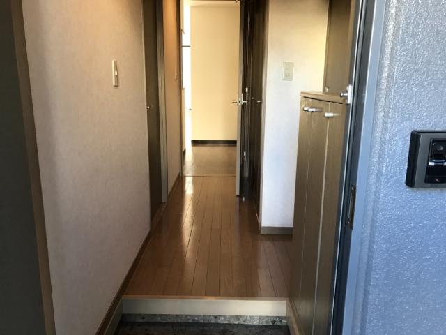 エスポアガーデン 玄関