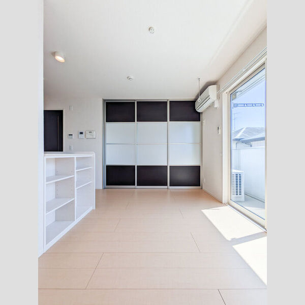 スターエイト201号室 リビング