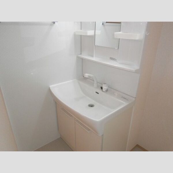 クレセリアⅢ 洗面