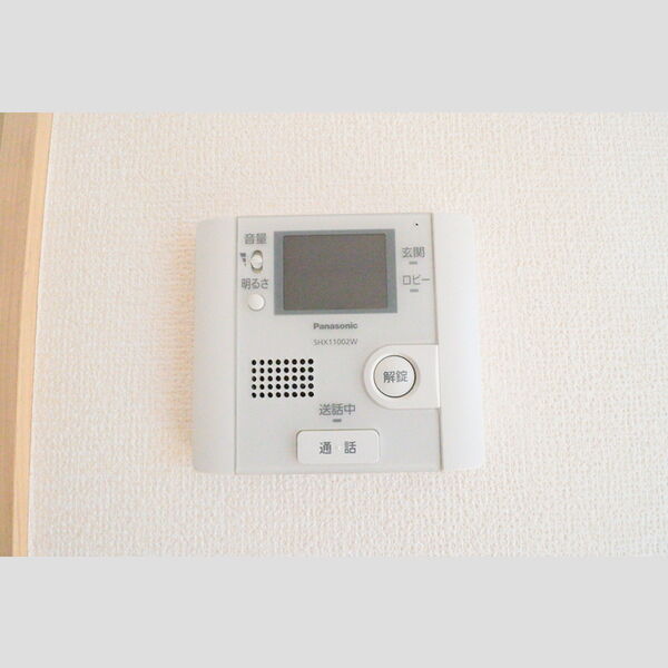 I.ヴィレッジ　EAST103号室 モニター付きインターホン