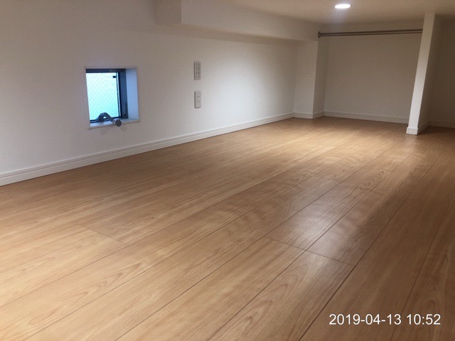 Ｃｒｅｓｃｅｎｔ　ＴＡＭＡ1階 リビング