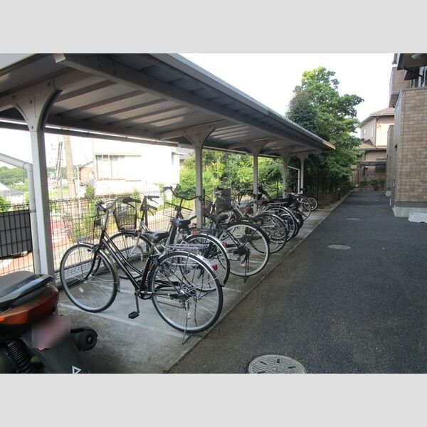 クレールN 駐輪場