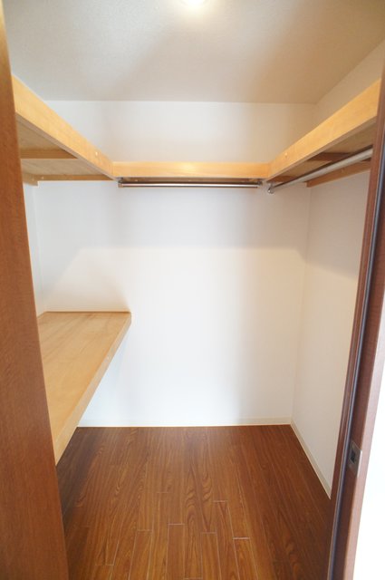 ラフィネパルク新浜 収納