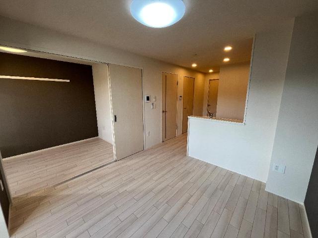 アドニス203号室 リビング