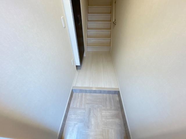 パレス北野207号室 玄関