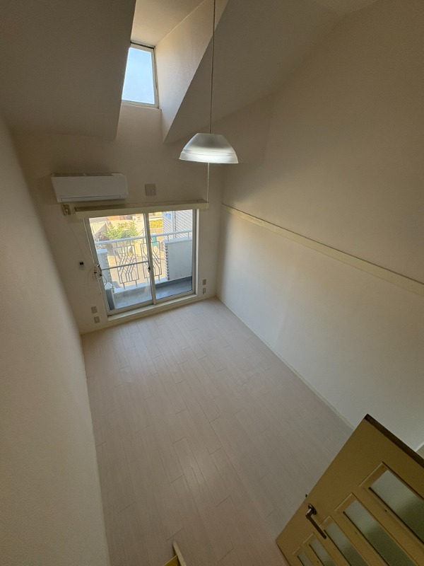 ローズアパートＲ４８番館(R-048) 居室、リビング