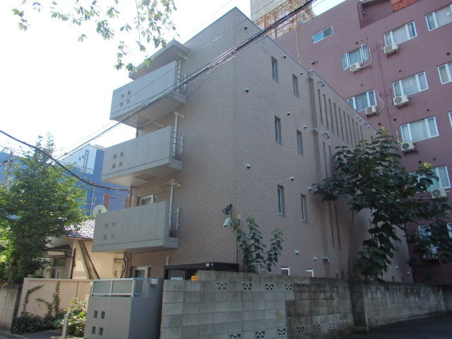 ジャスパー田無0202号室 女性も安心のオートロック完備です