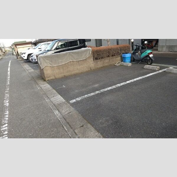 パルシャルマン　ABCB101号室 駐車場