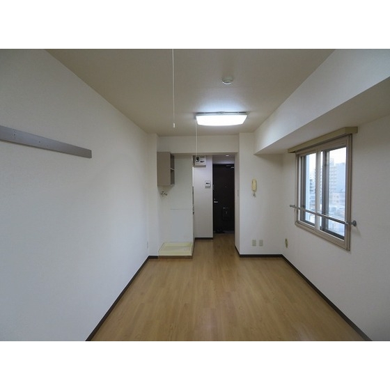 アレックスビル 内観