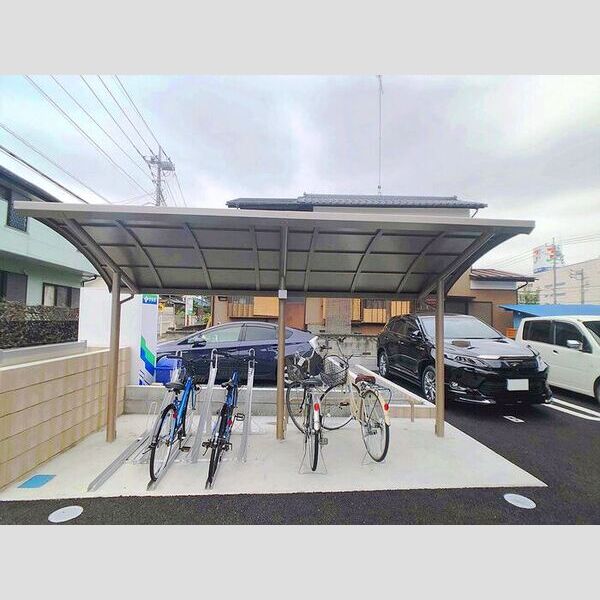 D-AI 駐輪場