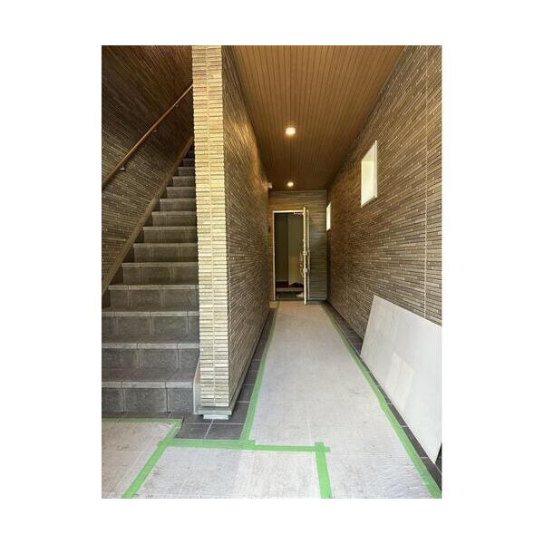 Forest由比ヶ浜202号室 エントランス