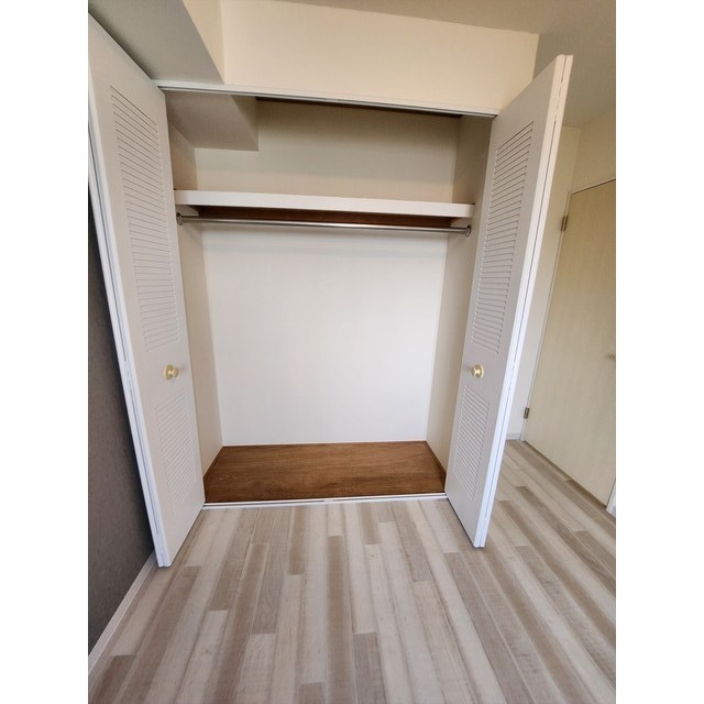 市川東レジデンス0505号室 内観