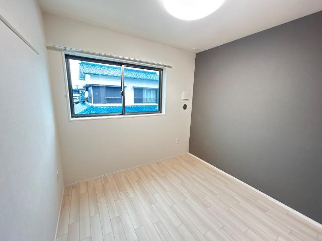 ブルヴァール202号室 洋室