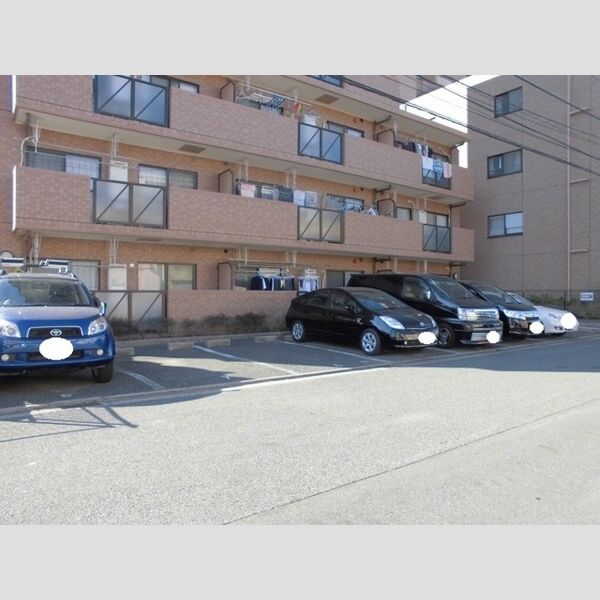 エスポワール篠崎 駐車場