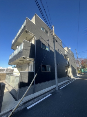 リバーサイド・鶴見3階 外観