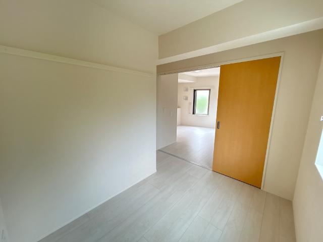 ハートランド高幡不動106号室 洋室