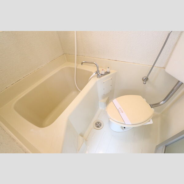 グレース蘭105号室 バスルーム・トイレ