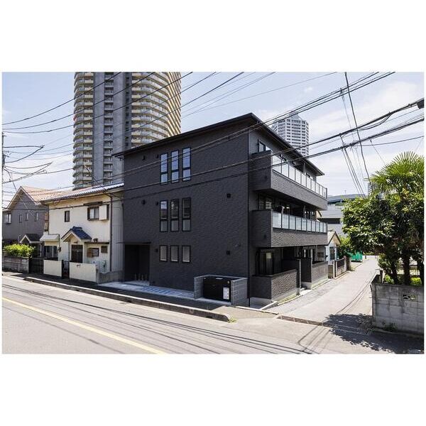 メゾンミニヨン101号室 外観