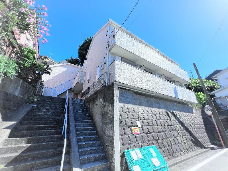 リュクスシティー上大岡2階 外観
