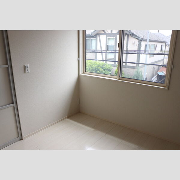 Blumenlied(ブルーメンリート)102号室 同建物別部屋の参考画像