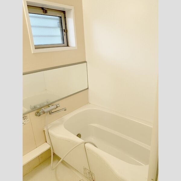 アヴェニール志津　A202号室 バス