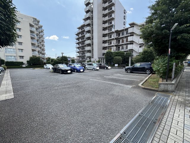 サンコート大野台 駐車場