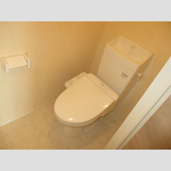 オーフィングⅢ303号室 トイレ