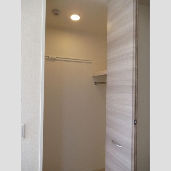 Felicidade(フェリシダージ) ウォークインクローゼット