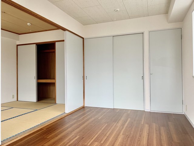 ルミエール旭ヶ丘 リビング