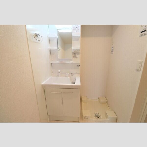 Tスクエア越ヶ谷 洗髪洗面化粧台