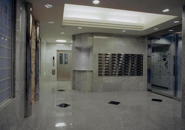 ガーラ横濱南 エントランス