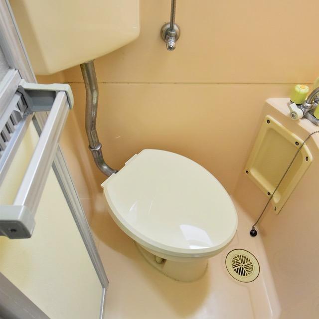 メゾン喜多見1階 トイレ