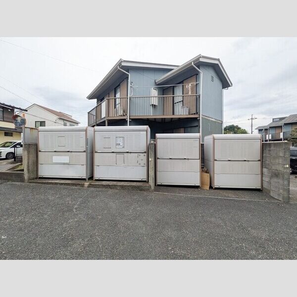 ヴューラーみつわ台　ABCD ゴミ置き場