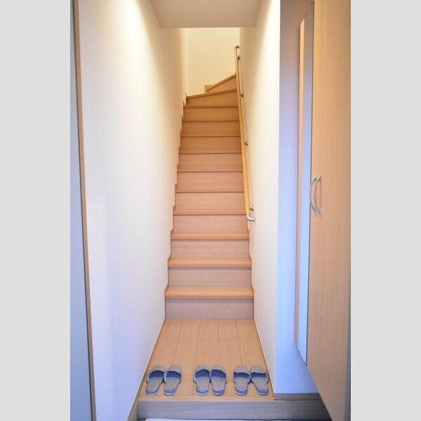 ハナミズキ 玄関