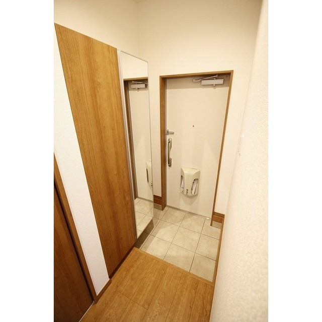 クレール 膝折103号室 玄関