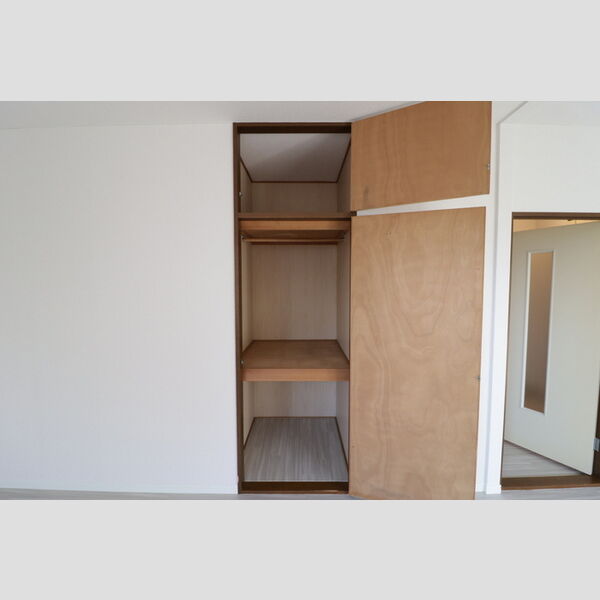 サンハイム クローゼット