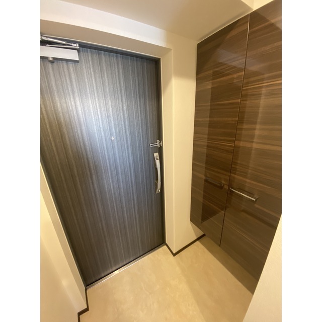 プレール・ドゥーク門前仲町Ⅲ505号室 玄関