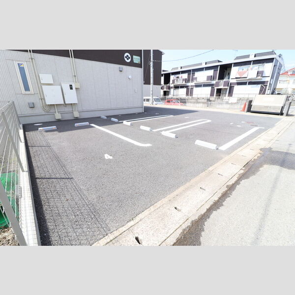 セジュールホンダ C 駐車場