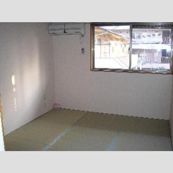 アルカキット葛西207号室 和室