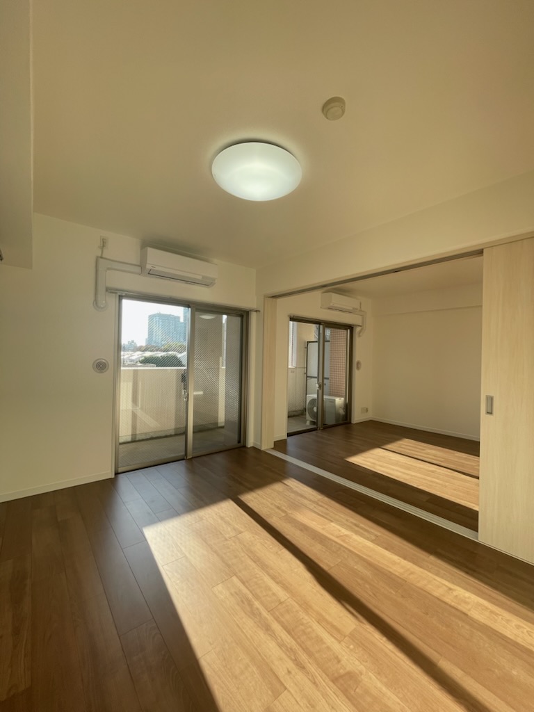 ヴィア・シテラ赤坂8階 リビング