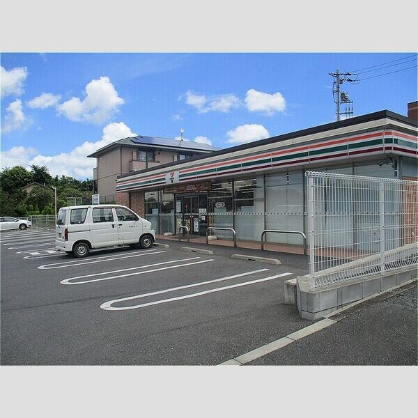 メゾンクオーレⅢ セブンイレブン袖ケ浦長浦駅東店　徒歩6分(477m)