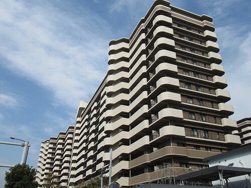 アリーナコースト壱番街 マンション外観写真（別角度）