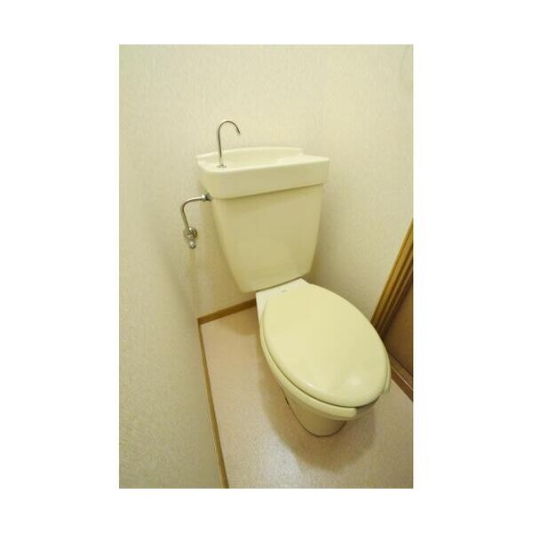 エステートピア山崎A トイレ