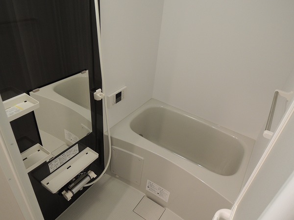 フローラ千葉 玄関