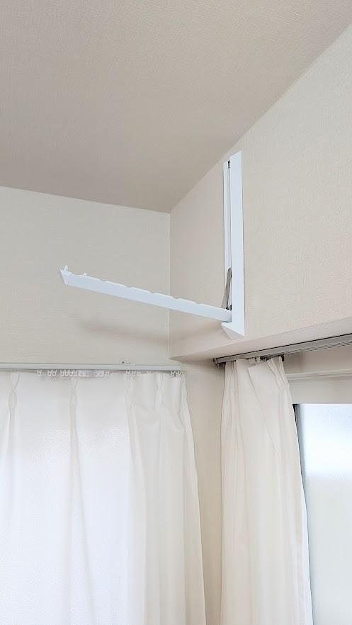 鷺宮テラス 壁付けで、使わない時は収納できるタイプです