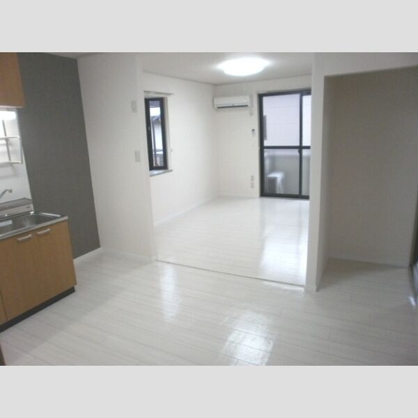 ラ・フランセ　参番館201号室 3DKから2LDKへ間取り変更!