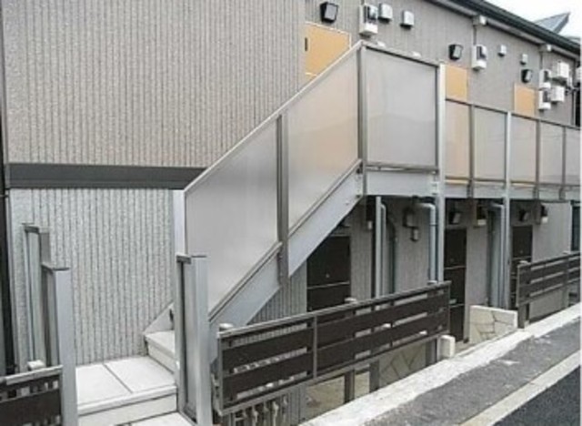 ユーハート横浜霞ヶ丘 エントランス