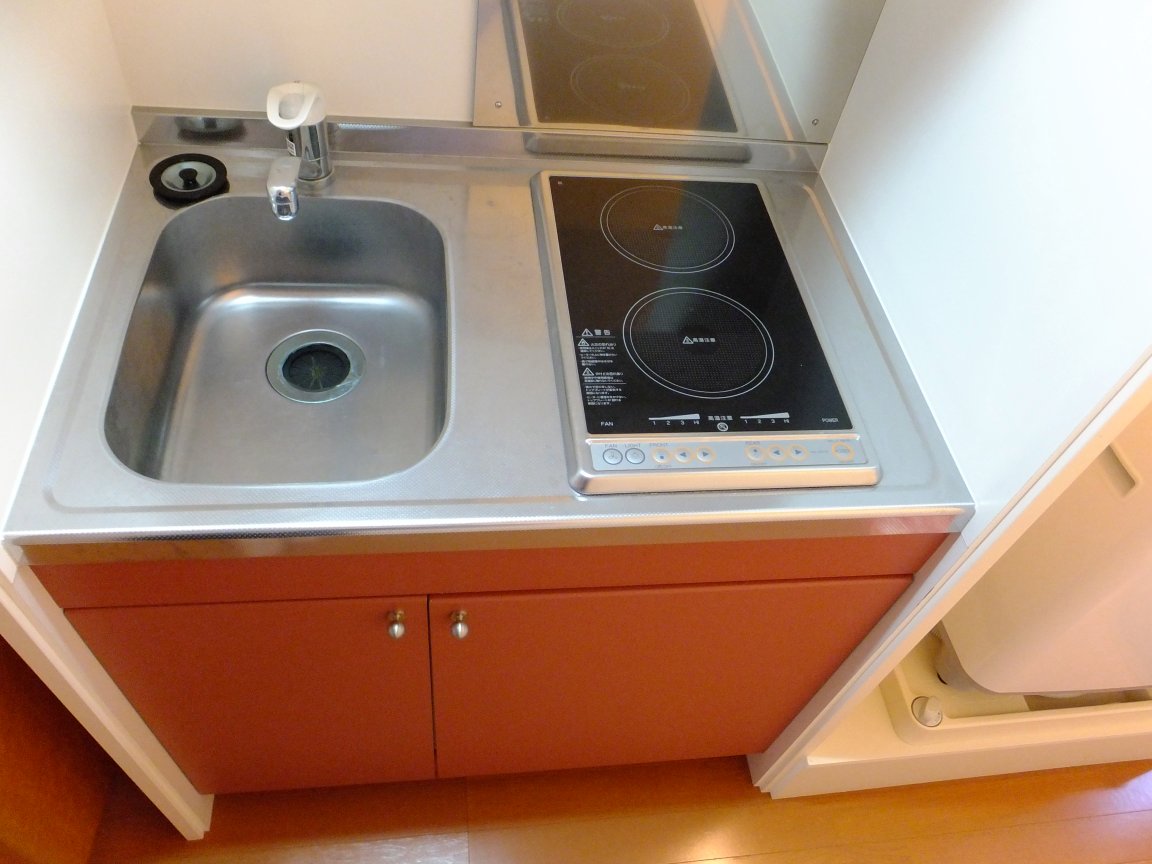 レオパレスアザレアヒルズ ２口電気コンロ