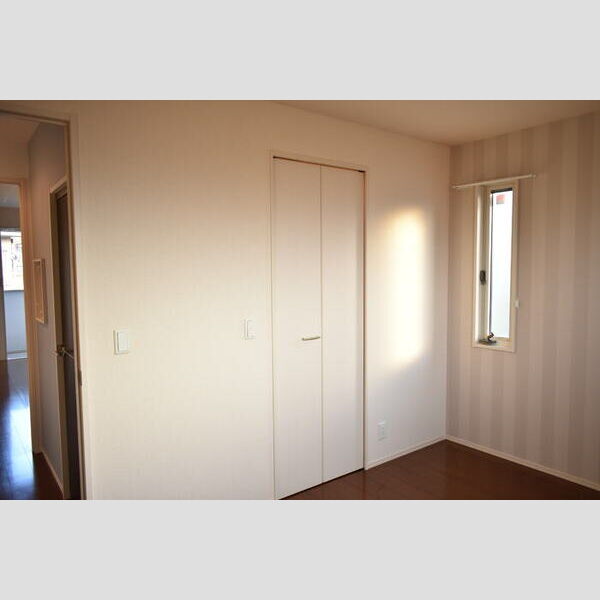 ウィット西高尾202号室 洋室