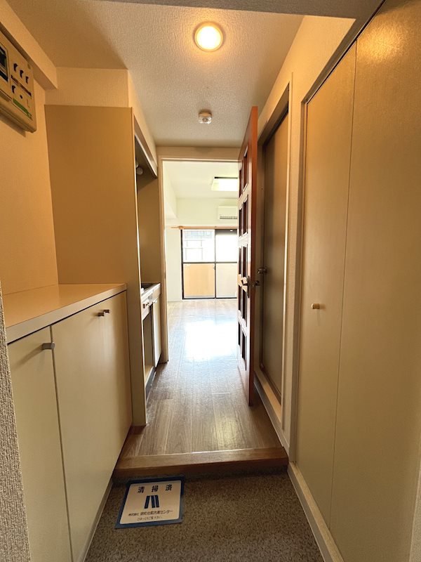 ライオンズマンション三鷹さくら通り5階 玄関